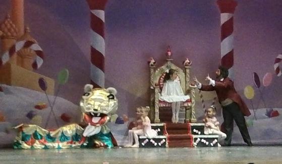 Drosselmeyer's magic at work onstage