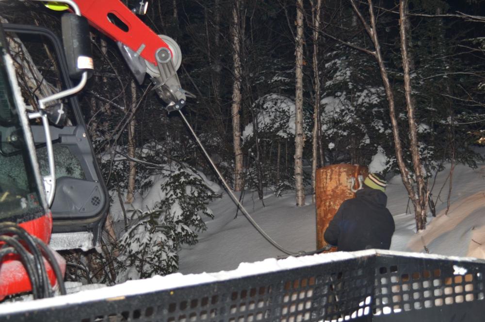 Hooking up the winch on Victoria Trail Hooking up the winch on Victoria Trail