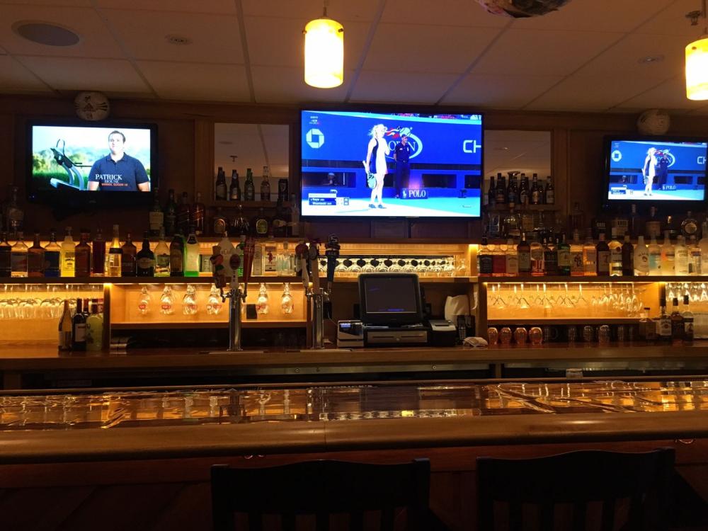 Downstairs bar at Players Sports Bar