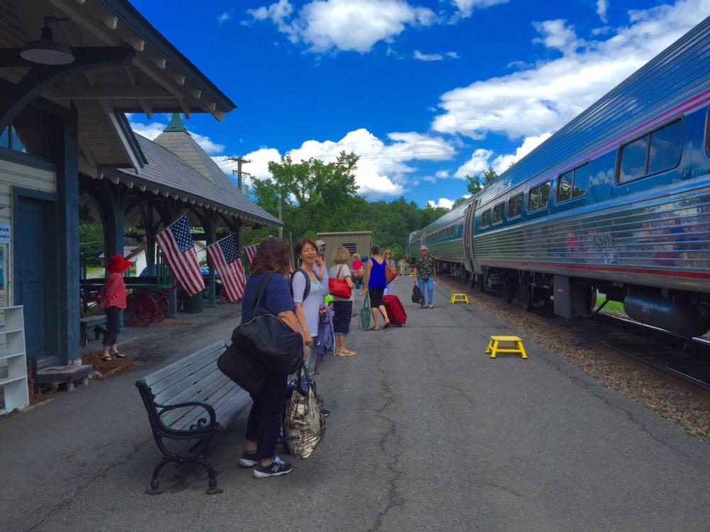 Just seeing this photo gets me all jazzed up about riding trains. Just seeing this photo gets me all jazzed up about riding trains.