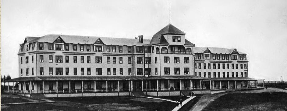 A black and white picture of the Grand View Hotel.