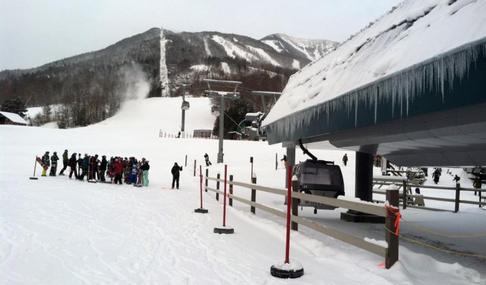 General public at 8:00am waiting for the opening of the gondola at 8:30am