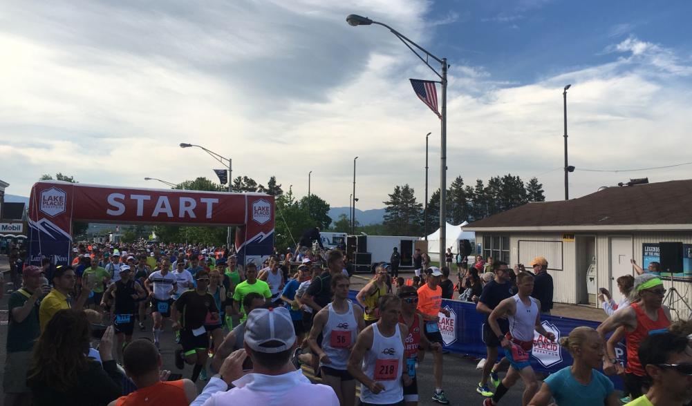 Over 1,000 runners about to take on the breathtaking LP Marathon and Half Marathon courses.