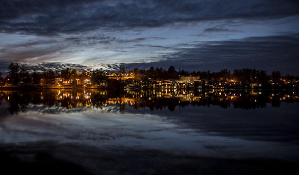 Take a romantic walk around Mirror Lake to catch the sunset. There's 2.7 miles of possible