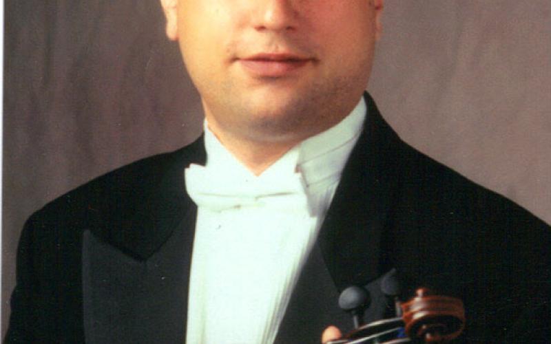 Daniel Szasz, Concertmaster Soloist in works by Piazolla