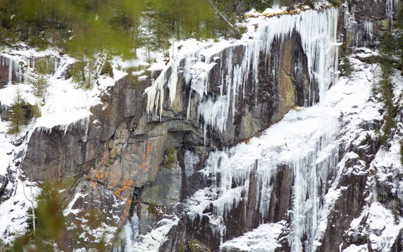 Chapel Pond Slab is a popular climbing destination in any season.